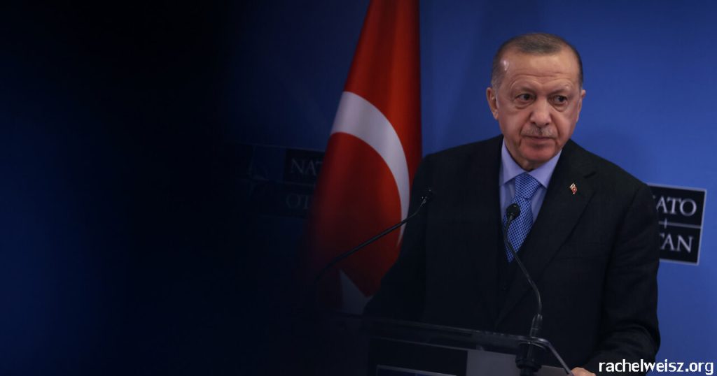 Turkey demands ประธานาธิบดีตุรกี เรเซป ทายยิป ​​เออร์โดกัน กล่าว อังการาได้ส่งคำร้องขอให้สวีเดนดำเนินการต่อต้านการคุกคามจาก 